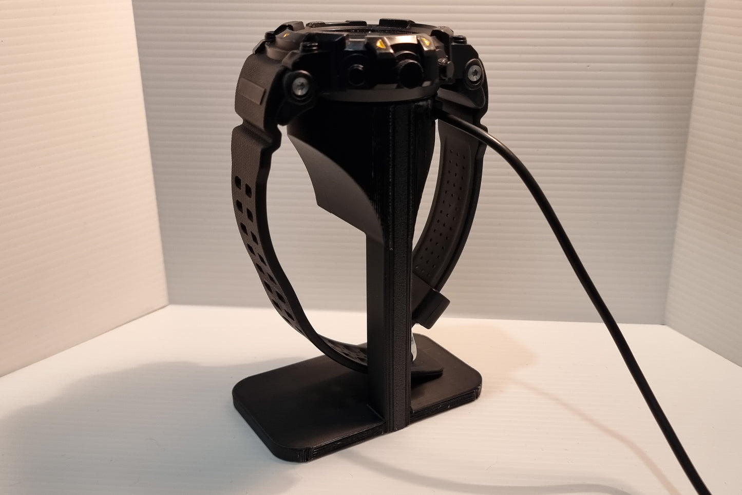 Hard Hat Big Rig Smart Watch Charging Dock